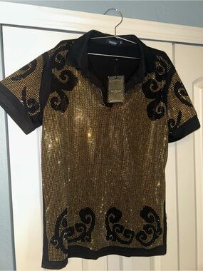 Barabas NWT Men’s Black & Gold Studded Polo Shirt